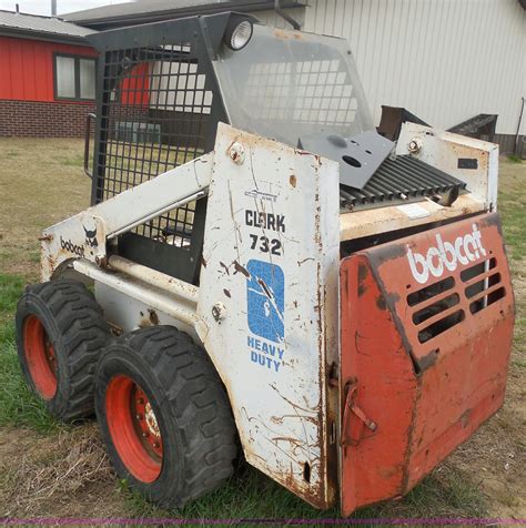 bobcat 732 skid steer tires|bobcat skid steer tire size.